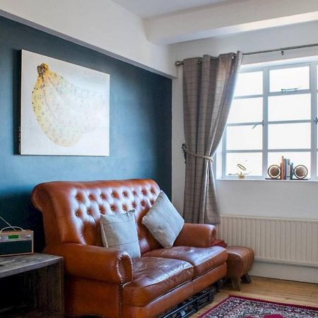 Beautifully Decorated Contemporary 2 Bedroom Flat London Exterior photo